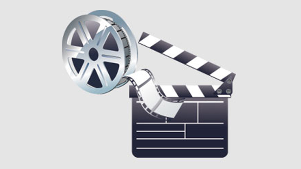 ১৮৯০ খ্রিস্টাব্দের ১৫ জুলাই জন্ম রত্তনবাঈয়ের। ভজনশিল্পী রত্তন ছিলেন অসামান্য সুন্দরী। তাঁর একঢাল কালো চুল এসে থেমে ছিল গোড়ালির একটু উপরে। মাত্র একটি ছবিতে অভিনয় করেছিলেন তিনি।