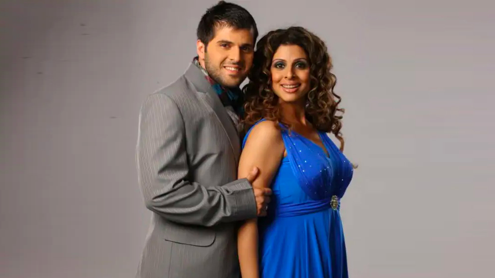 দীর্ঘ প্রেমপর্বের পরে বিয়ের কথা ভাবতে শুরু করেন দুই কুশীলব। কিন্তু তাঁদের বিয়ের পথে অনেক বাধা ছিল। বখতিয়ারের থেকে বয়সে ৮ বছরের বড় তনাজ। তার উপর তিনি ডিভোর্সি। ফলে তনাজকে পুত্রবধূ হিসেবে মেনে নিতে তীব্র আপত্তি ছিল বখতিয়ারের পরিবারে।