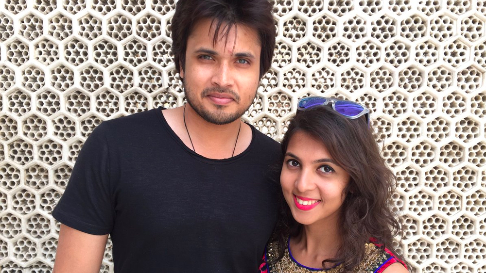 আর এক প্রাক্তন ভারতীয় ক্রিকেটার সলিল আঙ্কোলা আত্মীয় হন পাটিলের। আঙ্কোলার মেয়ে সানার সঙ্গে বিয়ে হয়েছে সন্দীপের বড় ছেলে চিরাগের।