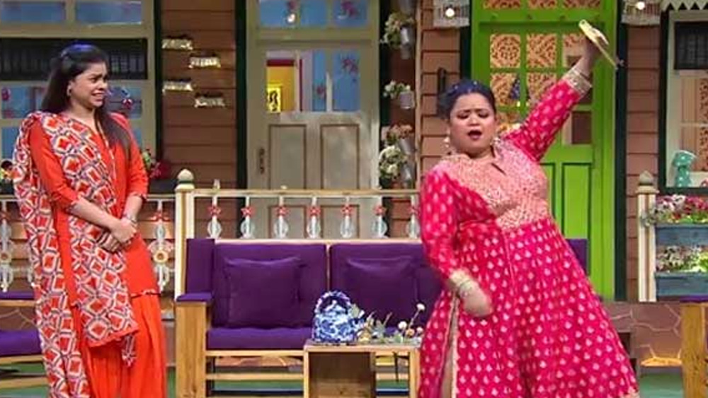 সুযোগ আসে ছবিতে অভিনয়েরও। ‘খিলাড়ি ৭৮৬’, ‘সনম রে’-সহ বেশ কিছু হিন্দি, পঞ্জাবি এবং কন্নড় ছবিতে অবিনয় করেছেন তিনি। তবে তাঁর পাখির চোখ ছিল টেলিভিশনই। পাশাপাশি, তিনি কোনও নির্দিষ্ট শিবিরের অংশ হতে চাননি। সকলের সঙ্গে সুসম্পর্ক বজায় রেখেছেন।