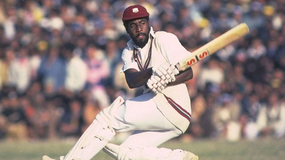 এক দিনের আন্তর্জাতিকে দ্রুততম (২১ ইনিংসে) ১০০০ রানের রেকর্ড প্রথম গড়েছিলেন ভিভ। পরে ভিভের রেকর্ড ভাঙেন কেভিন পিটারসেন, বাবর আজম, জোনাথন ট্রট এবং কুইন্টন ডি কক।