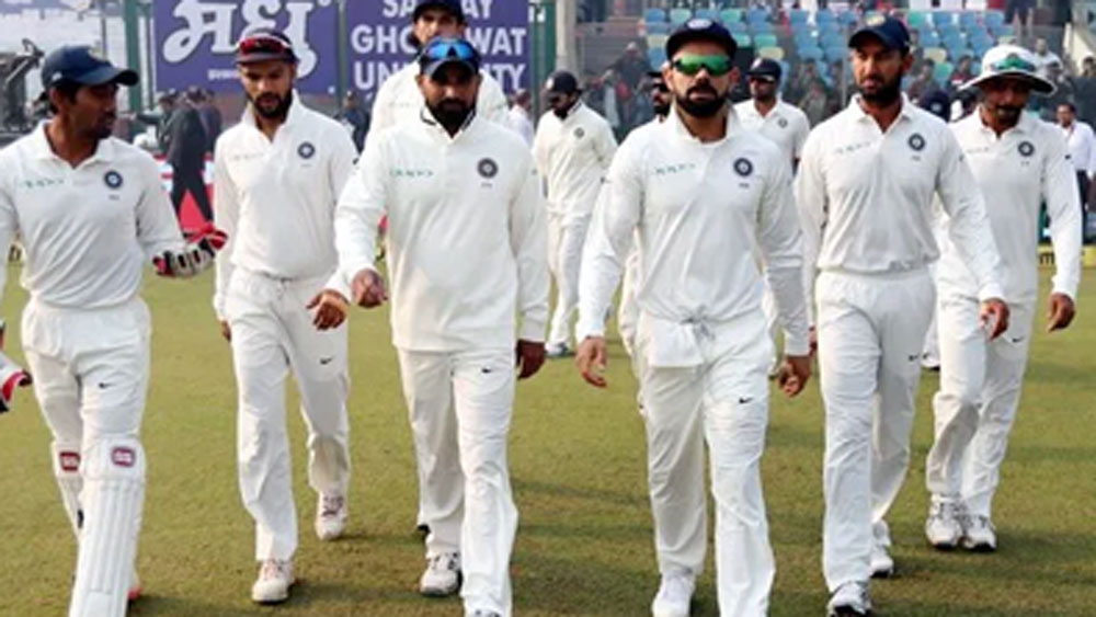 স্বাস্থ্যবিধি মেনে অনুশীলনে যাওয়ার জন্য ৪টি বড় বাসের ব্যবস্থা করা হয়েছে সিডনিতে। তাতে ১০-১১ জন করে ক্রিকেটার নেওয়া হচ্ছে।