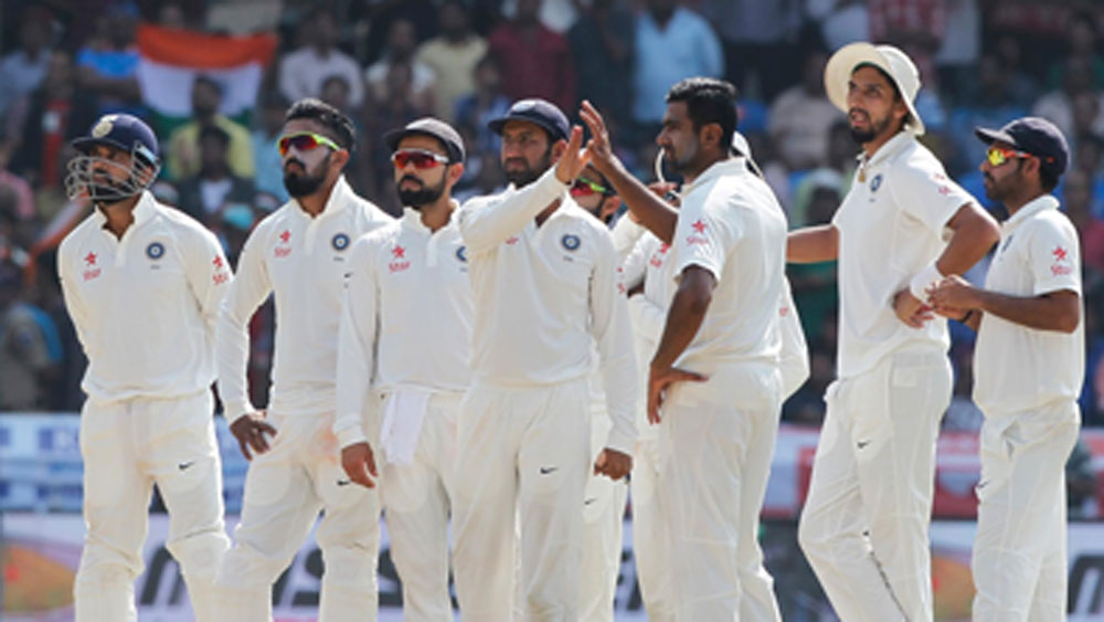 ৩ ম্যাচের একদিনের সিরিজের পর রয়েছে ৩ ম্যাচের টি-টোয়েন্টি সিরিজ শুরু ৪ ডিসেম্বর থেকে। ১৭ ডিসেম্বর থেকে শুরু টেস্ট সিরিজ।