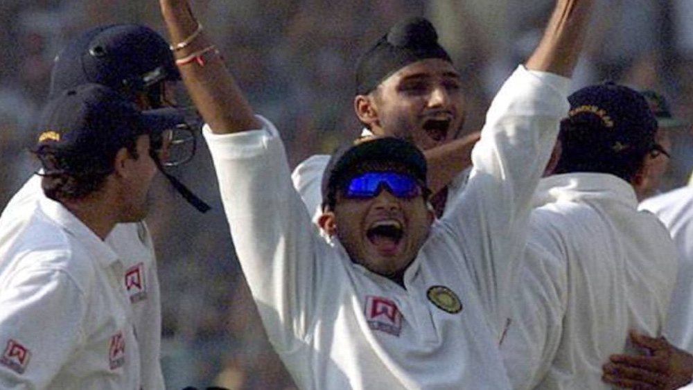 লক্ষ্মণ-দ্রাবিড় জুটির ৩৭৬ রানের সুবাদে ফলো অন করা সেই টেস্ট ভারত জিতেছিল ১৭১ রানে। এই ম্যাচেই কেরিয়ারের সর্বোচ্চ ২৮১ রান করেন লক্ষ্মণ। টেস্টে ভারতীয় ক্রিকেটারের সর্বোচ্চ স্কোরের দিক থেকে তিনি ভেঙে দেন সুনীল গাওস্করের রেকর্ড। ৩ বছর পরে এই রেকর্ড ভেঙেছিলেন বীরেন্দ্র সহবাগ। দেশের মাটিতে অস্ট্রেলিয়ার বিরুদ্ধে এই সিরিজ শেষ অবধি ২-১ জিতে নেয় সৌরভ গঙ্গোপাধ্যায়ের ভারত।