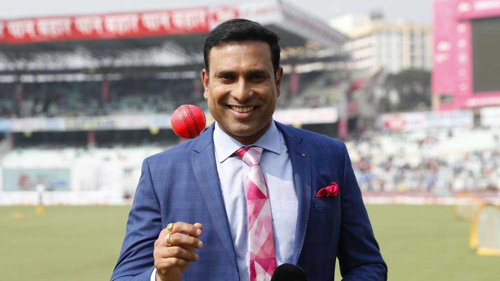 তবে কেরিয়ারের প্রাপ্তি, অপ্রাপ্তি নিয়ে কোনও দিন ভেঙে পড়েননি পারিবারিক দিক দিয়ে ভারতের দ্বিতীয় রাষ্ট্রপতি প্রয়াত সর্বপল্লী রাধাকৃষ্ণণের উত্তরসূরি ভাঙ্গিপুরাপু ভেঙ্কট সাই লক্ষ্মণ। ক্রিকেট খেলে গিয়েছেন ভালবেসে। ‘মাস্টার ব্লাস্টার’ বা ‘ওয়াল’-এর মতো কোনও বিশেষণ তাঁর নামের পাশে বসেনি। সে সব নিয়ে কোনও দিন ভাবিতও ছিলেন না এই হায়রাবাদি।