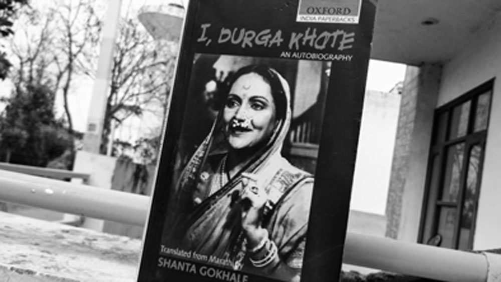 বাকি জীবন লেখালেখি করে কাটান। মরাঠিতে আত্মজীবনী লেখেন তিনি। ১৯৯১ সালে মুম্বইয়ে ৮৬ বছর বয়সে তাঁর মৃত্যু হয়। যদিও ইতিহাসের পাতায় তিনি আজও অমর হয়েই রয়ে গিয়েছেন।