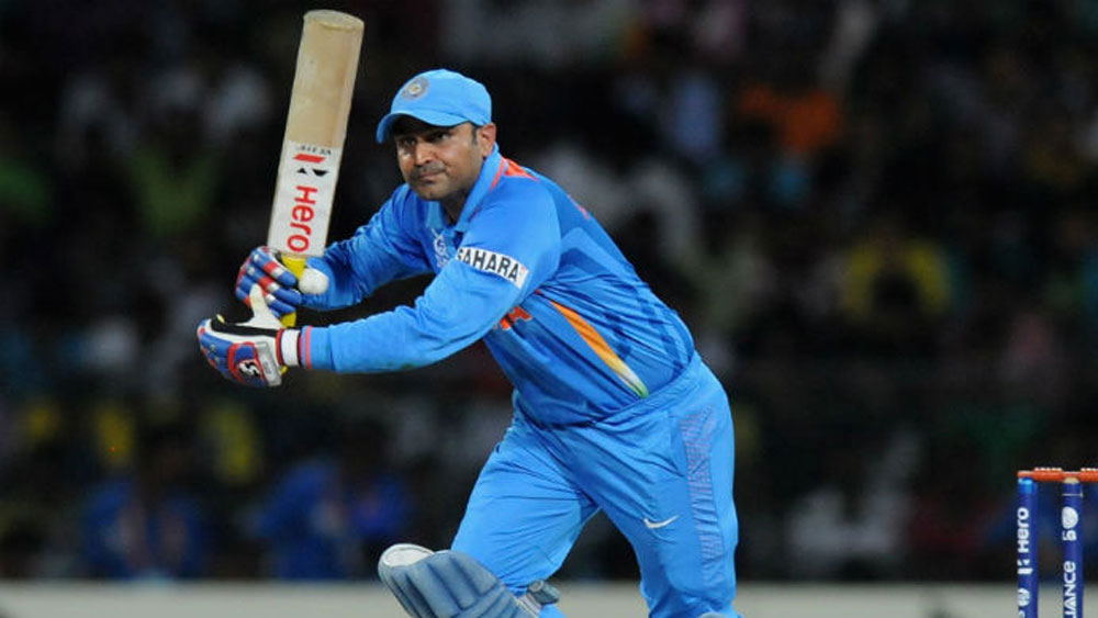 বীরেন্দ্র সহবাগ: ২৫১ ম্যাচে ৮২৭৩ রান করা সহবাগকে বিশ্বের অন্যতম বিধ্বংসী ওপেনার বলা হয়। কপিলের দলেরও তিনিই ওপেনার। মারকুটে এই ওপেনার পার্টটাইম স্পিনারও বটে।