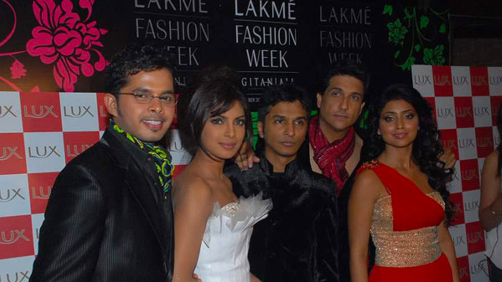 ২০০৮ সালে মুম্বইয়ে একটি ফ্যাশন শো-এ অংশ নেন শ্রীসন্থ এবং শ্রিয়া। এর পরই তাঁদের সম্পর্ক নিয়ে গুঞ্জন ছড়িয়ে পড়ে। রেস্তরাঁয় নৈশভোজে এবং গাড়ির নিভৃতে তাঁদের একসঙ্গে দেখা গিয়েছিল।