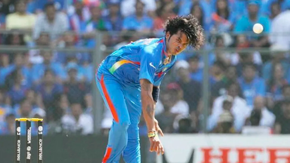 জাতীয় দলে শ্রীসন্থের অভিষেক হয়েছিল ২০০৫ সালে। সে বছরই প্রথম ওয়ান ডে ম্যাচে খেলেন তিনি। টেস্টে অভিষেক তার পরের বছর। ২৭ টেস্টে তাঁর মোট উইকেট ৮৭। রান করেছেন ২৮৪। সর্বোচ্চ ৩৫। ওয়ান ডে খেলেছেন ৫৩টি। উইকেট শিকার ৭৫টি। রান ৪৪। সর্বোচ্চ অপরাজিত ১০।