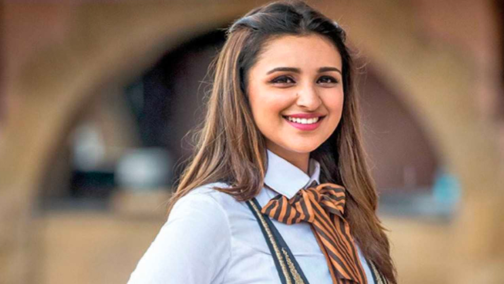 পড়াশোনাতেও তিনি ভাল ছিলেন। ১৭ বছর বয়সে উচ্চশিক্ষার জন্য ইংল্যান্ডে চলে যান। ম্যাঞ্চেস্টার বিজনেস স্কুল থেকে বিজনেস, ফিন্যান্স এবং ইকোনমিকস-এ স্নাতকোত্তর করেন।