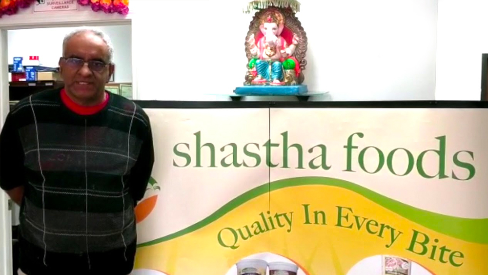 ব্যবসা শুরু করার আগে তাঁকে এই সমস্ত উপাদানের সরবরাহ নিশ্চিত করতে হত। তা না হলে মাঝপথেই ব্যবসা বন্ধ হয়ে যেতে পারত।