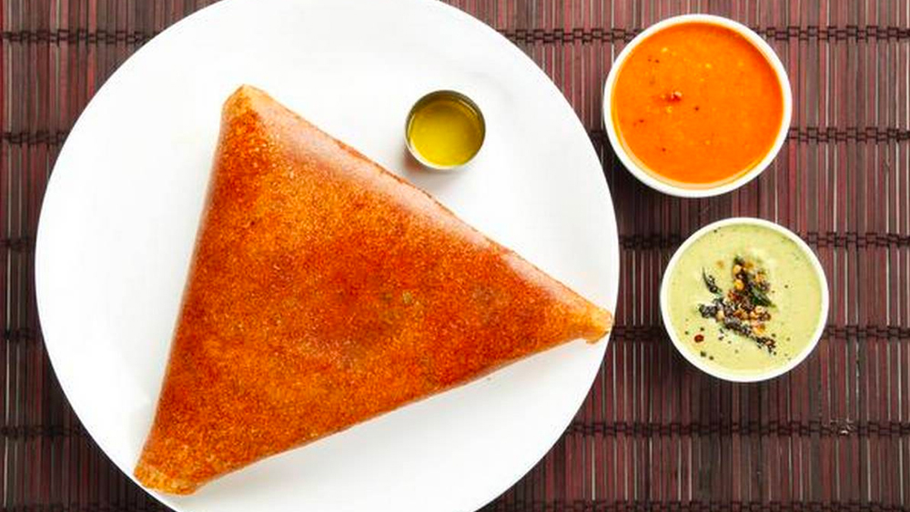 অনেক পরীক্ষার পর তাঁরা সুস্বাদু, স্বাস্থ্যকর এবং পকেটবান্ধব দোসা ব্যাটার তৈরি করতে শুরু করেন। প্রথমে নিজেরাই ব্যাটার বানিয়ে সেগুলো প্যাকিং করে বাড়ি বাড়ি দিয়ে আসতেন। রোজ ভোরে দিন শুরু হত তাঁদের। নিজেদের খাওয়াদাওয়া ভুলে যেতেন অনেক সময়।