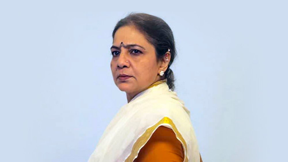 নীলকান্তিও ছিলেন দক্ষ অভিনেত্রী। ১৯৭৩ সালে তিনি মহারাষ্ট্র রাজ্য নাটক প্রতিযোগিতায় তিনি স্বর্ণপদক পেয়েছিলেন। জীবনে একটি মাত্র ছবিতেই অভিনয় করেছিলেন তিনি। সচিন পিলগাঁওকরের পরিচালনায় সেই মরাঠি ছবি ‘আত্মবিশ্বাস’ মুক্তি পেয়েছিল ১৯৮৯ সালে।