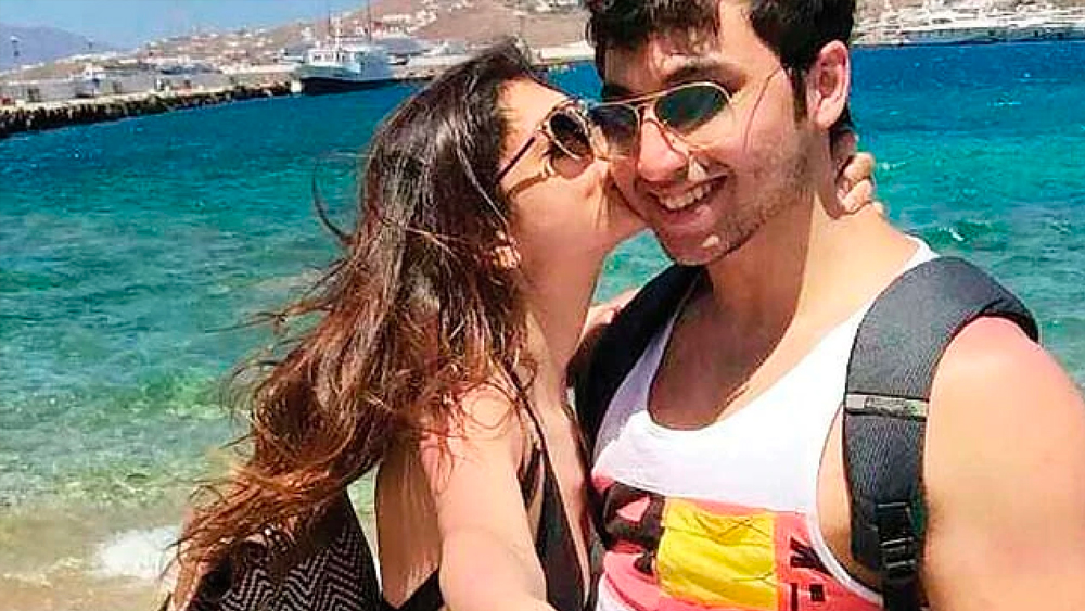 এক সময় ফ্যাশন ডিজাইনার মনীষা জয়সিংহের ছেলে জুডি জয়সিংহের সঙ্গে তাঁর প্রেমের সম্পর্ক রয়েছে বলে শোনা গিয়েছিল।