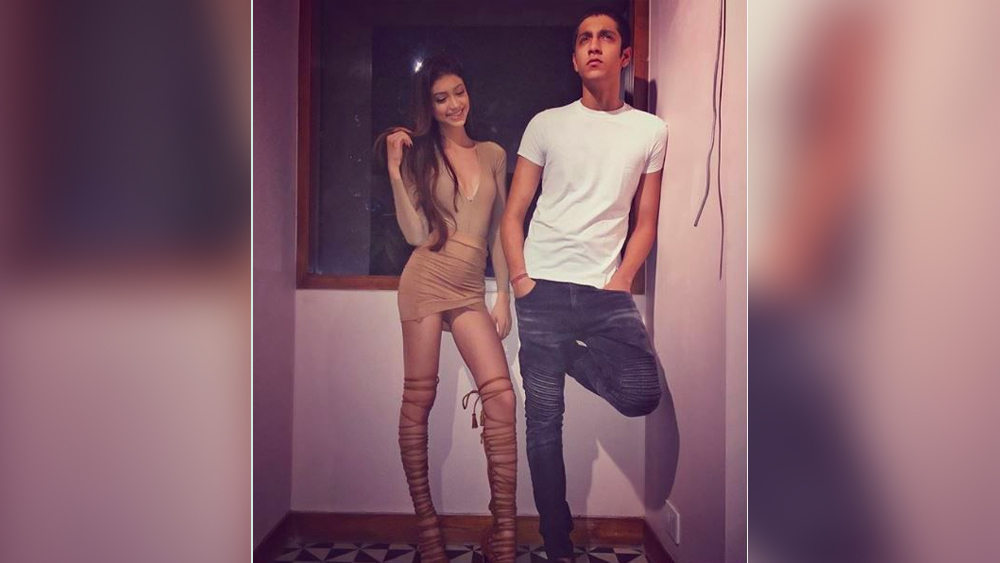 অলানার ভাই আহানও ইন্টারনেট সেনসেশন। ইনস্টাগ্রামেও জনপ্রিয় তিনি।