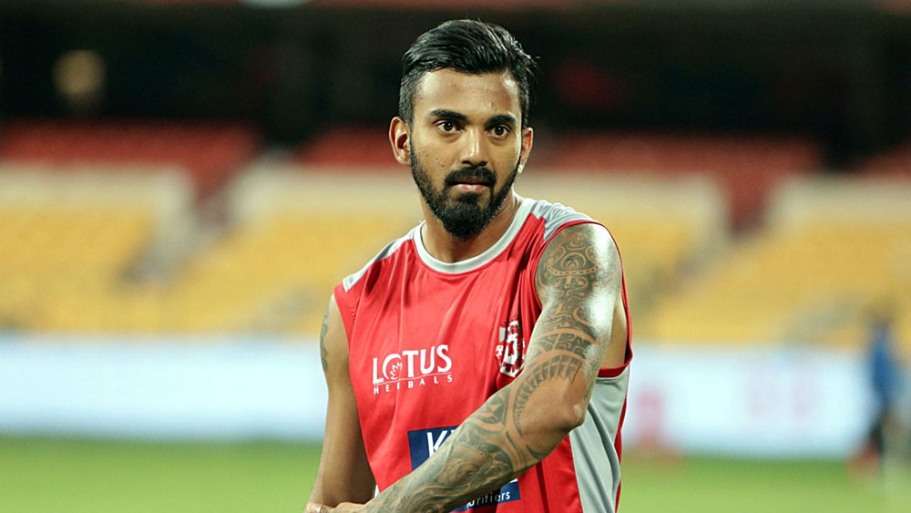 ম্যাঙ্গালোরের রাজেশ্বরীতে ১৯৯২ সালে জন্ম লোকেশ রাহুলের। তাঁর বাবা এক জন অধ্যাপক এবং ন্যাশনাল ইনস্টিটিউট অব টেকনোলজি কর্নাটক-এর প্রাক্তন অধিকর্তা।