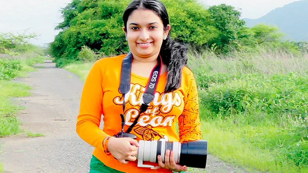 তবে অতীতের সব কৃতিত্বকে ছাপিয়ে গিয়েছে সাম্প্রতিক পুরস্কার। ঐশ্বর্যা পেয়েছেন ‘ওয়াইল্ডলাইফ ফোটোগ্রাফার অব দ্য ইয়ার ২০২০’ সম্মান। ইংল্যান্ডের ন্যাচরাল হিস্ট্রি মিউজিয়ম আয়োজিত এই প্রতিযোগিতার ফলাফল ঘোষিত হয়েছে চলতি মাসেই।