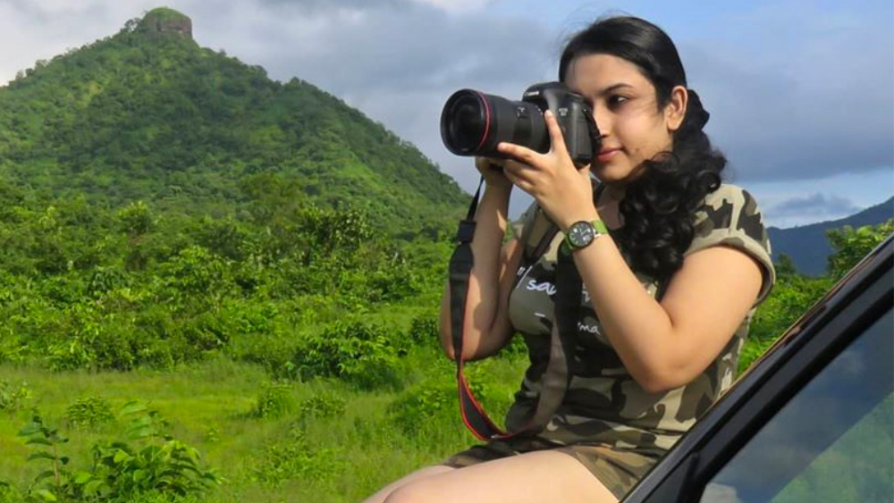 ছোটবেলায় ঐশ্বর্যার ইচ্ছে ছিল ফরেস্ট সার্ভিসে যোগ দেওয়া। কিন্তু পরে বুঝলেন অরণ্য আর ছবি একসঙ্গে পাওয়ার জন্য তাঁকে ওয়াইল্ডলাইফ ফোটোগ্রাফারের জীবনই বেছে নিতে হবে।