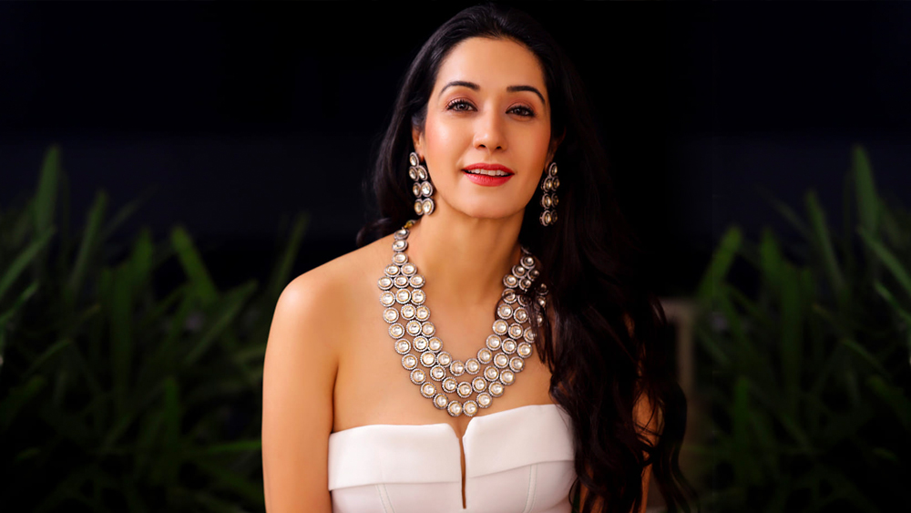 অজানা সাহস আর অদম্য জেদে ভর করেই ৩০০ টাকাকে কোটি টাকায় পরিণত করেছেন তিনি। নিজের জুয়েলারি ব্যবসায় আজ তিনি কয়েক কোটি টাকার মালিক।