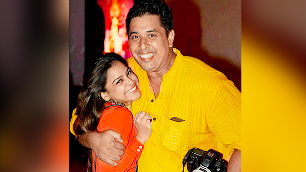 ব্যক্তিগত জীবনকে পর্দার আড়ালে রাখতেই ভালবাসেন সুমনা। সাক্ষাৎকারেও ব্যক্তিগত জীবন নিয়ে প্রশ্ন এড়িয়ে যান তিনি। তার মধ্যেও শোনা গিয়েছিল কাজলের আত্মীয় অভিনেতা সম্রাট মুখোপাধ্যায়ের সঙ্গে ঘনিষ্ঠ সম্পর্ক আছে সুমনার।