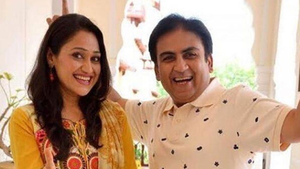 গুজরাতের পোরবন্দরের গোসা গ্রামে ১৯৬৫ সালে জন্ম। ছোট থেকেই অভিনয়ে খুব ঝোঁক ছিল। ছেলের অভিনয়প্রীতি দেখে তাঁর মা থিয়েটার দলে নাম লিখিয়ে দিয়েছিলেন।