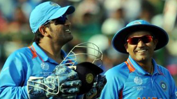 অমরনাথ শর্মার প্রশিক্ষণে প্রথম থেকেই আক্রমণাত্মক ক্রিকেট খেলতেন সহবাগ। ১৯৯৭-৯৮ মরসুমে সুযোগ পান প্রথম শ্রেণির ক্রিকেটে। ঘরোয়া ক্রিকেটে ঝোড়ো পারফরম্যান্সে জাতীয় দলের দরজা খুলতে সময় লাগেনি।