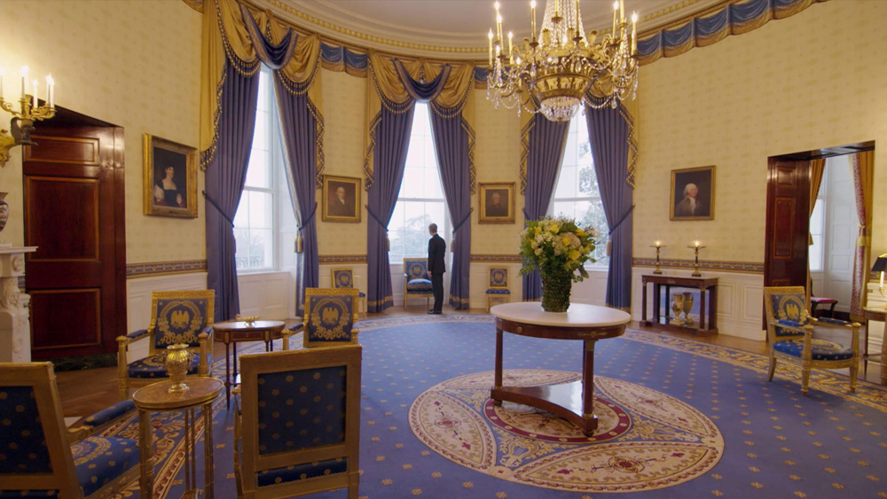 প্রতি বার বিদায়ী প্রেসিডেন্ট চলে যাওয়ার পরে নতুন প্রেসিডেন্টের জন্য এই ভবনকে নতুন করে সাজানো হয়। আসবাবপত্র, শিল্পসামগ্রী-সহ পুরো বাড়ির অন্দরসজ্জাই আমূল পাল্টে যায়।