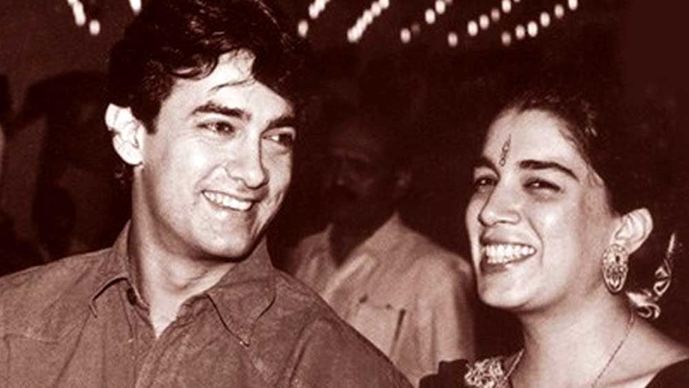 শোনা যায়, আমিরকে নাকি বিচ্ছেদকালীন ৫০ কোটি টাকা দিতে হয়েছিল প্রাক্তন প্রথম স্ত্রীকে।