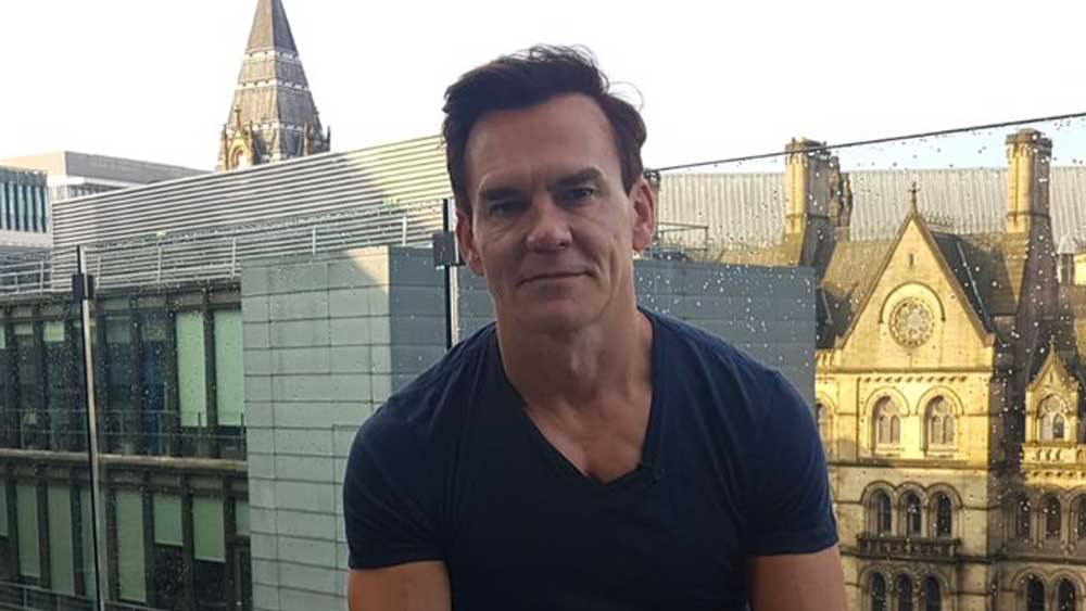 এমনকি তাঁর গাড়িচালককেও সংস্থার অংশীদার বানিয়েছেন ম্যাথু। তিনিও এখন ৪০ হাজার পাউন্ডের মালিক।