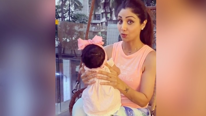 অক্ষয় কুমারের সঙ্গে সম্পর্ক ভেঙে যাওয়ার পরে শিল্পা ২০০৯ সালে বিয়ে করেন শিল্পপতি রাজ কুন্দ্রাকে। ৩ বছর পরে জন্ম হয় তাঁদের প্রথম সন্তান ভিয়ানের। চলতি বছরের ফেব্রুয়ারিতে সারোগসিতে একটি কন্যাসন্তান লাভ করেছেন রাজ এবং শিল্পা।