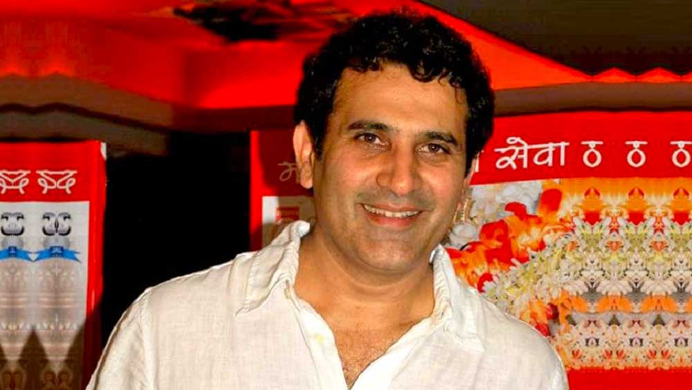 ১৯৬১ সালের ১১ ডিসেম্বর নয়াদিল্লিতে জন্ম পরমীতের। মুম্বইয়ের সিডেনহাম কলেজ অফ কমার্স এন্ড ইকোনমিক্স থেকে স্নাতক।