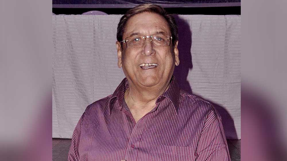 তবে ছোট পর্দায় তিনি সুযোগ পেয়েছেন অনেক পরে। প্রথম অভিনয় ১৯৮৬ সালে দূরদর্শনের বি আর চোপড়ার ‘বাহাদুর শাহ জাফর’ সিরিয়ালে। তবে আইকনিক পরিচয় পেতে তাঁকে অপেক্ষা করতে হয়েছিল আরও ২ বছর।