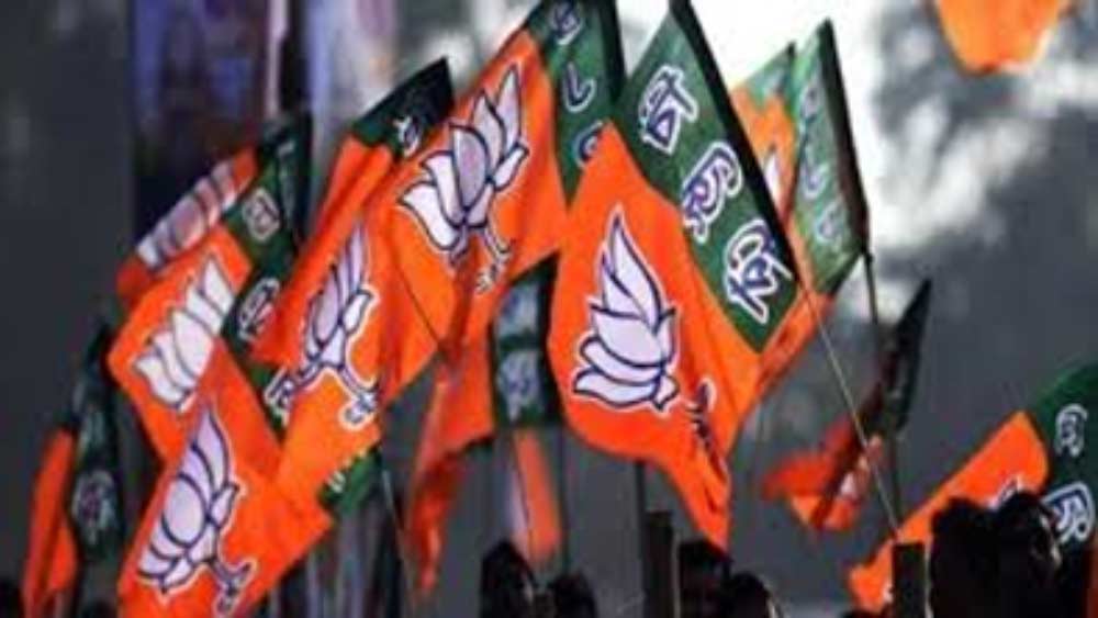 BJP is campaigning from home to home to gain support of woman voters