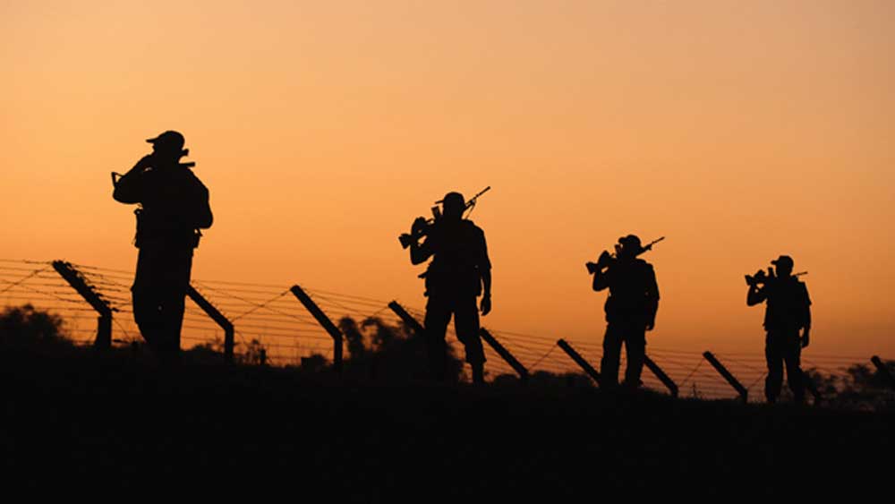 কৃষক পরিবারের সন্তানের এই কৃতিত্বে আপ্লুত তাঁর পরিবার ও নিকটজন।
                                                                                                                                      (ছবি: সোশ্যাল মিডিয়া)