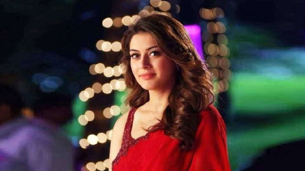 ‘আপ কা সুরুর’-এর পাশাপাশি ২০০৭-এ নায়িকা হংসিকা বাজিমাত করলেন ‘দেশমুদুরু’ ছবিতেও। পুরী জগন্নাথ পরিচালিত এই ছবিতে তাঁর নায়ক ছিলেন অল্লু অর্জুন। বক্সঅফিসে সুপারহিট এই ছবিতে হংসিকার অভিনয় প্রশংসিত হয়।