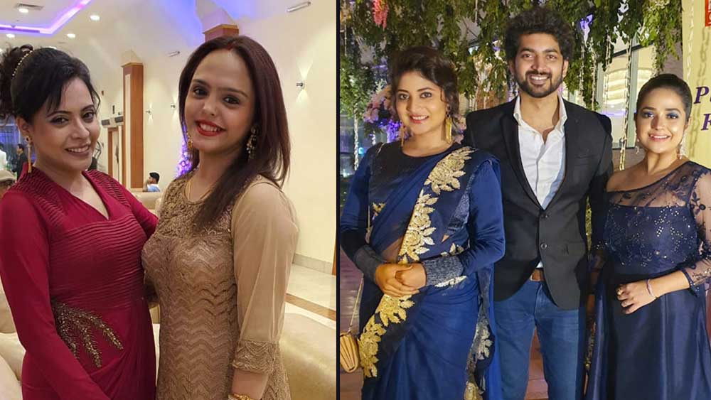 আমন্ত্রিতদের মধ্যে ছিলেন সন্দীপ্তা। ঘন নীল রঙের শাড়িতে নজর কেড়ে নিলেন টেলিভিশনের জনপ্রিয় এই অভিনেত্রী।