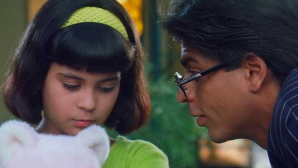 পরে বড় হয়ে বুঝেছেন শাহরুখ-কাজল-রানি কত বড় তারকা। তখন বেশি কিছু না ভেবেই সহজাত ভঙ্গিতে পরিচালকের নির্দেশ অনুসরণ করেছিলেন।