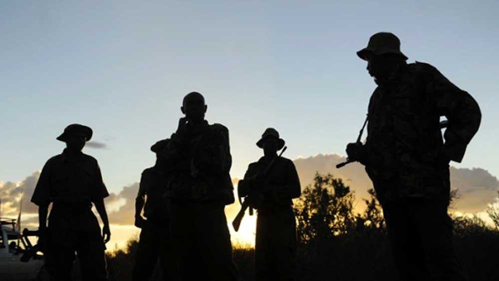 মেয়ের হত্যা মেনে নিতে পারেননি মরিয়ম। দেশের আইন ব্যবস্থার অপেক্ষায় না থেকে নিজেই ময়দানে নামেন অপরাধীদের খুঁজে বার করতে। ঠিক করলেন যেখান থেকে হোক, যে ভাবেই হোক দুষ্কৃতীদের খুঁজে বার করবেনই।