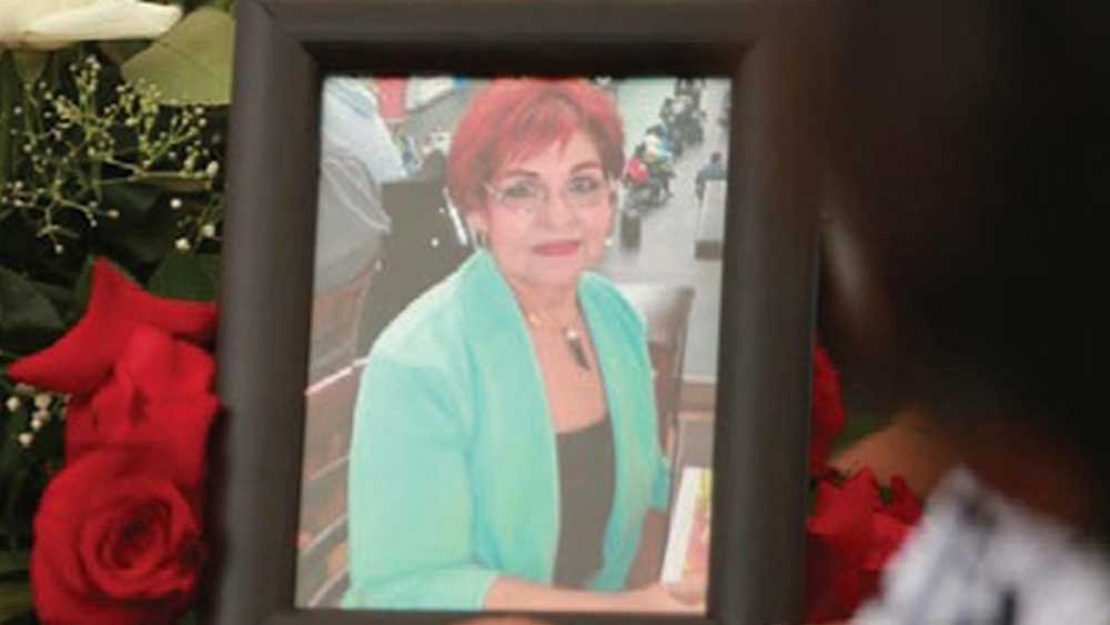 দুঃসাহসিক অভিযানে মরিয়মের হাতিয়ার ছিল ছদ্মবেশ। নিজের চুলের রং পরিবর্তন করতে ঘন ঘন। এক সময় কাজ করতেন স্বাস্থ্য বিভাগে। সেখানকার পুরনো ইউনিফর্ম পরে স্বাস্থ্যকর্মী সেজে ঘুরে বেড়াতেন পথে পথে। একমাত্র মেয়ের হত্যাকারীদের সন্ধানে।