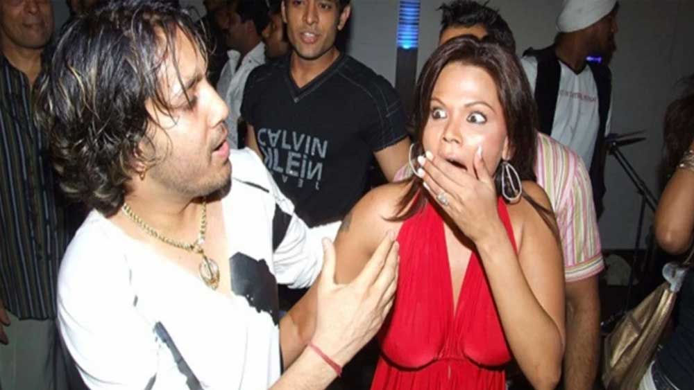 ২০০৬ সালে নিজের জন্মদিনের পার্টিতে গায়ক মিকা সিংহ প্রকাশ্যে রাখীকে চুম্বন করেছিলেন। সেই ঘটনায় যথেষ্ট জলঘোলা হয়েছিল সে সময়। মিকার বিরুদ্ধে যৌন হেনস্থার অভিযোগ দায়ের করেন রাখী।