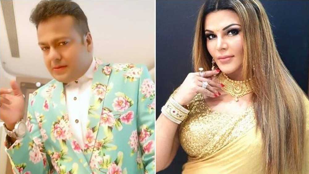 কিছু দিনের মধ্যেই তাঁদের সম্পর্ক ভেঙে যায়। রাখী জানান তিনি অর্থের জন্যই এলেশের সঙ্গে এনগেজমেন্ট করেছিলেন। এর পর রাখী ফের খবরে আসেন। জানান, টেলিভিশন ব্যক্তিত্ব দীপক কালালকে বিয়ে করছেন তিনি।