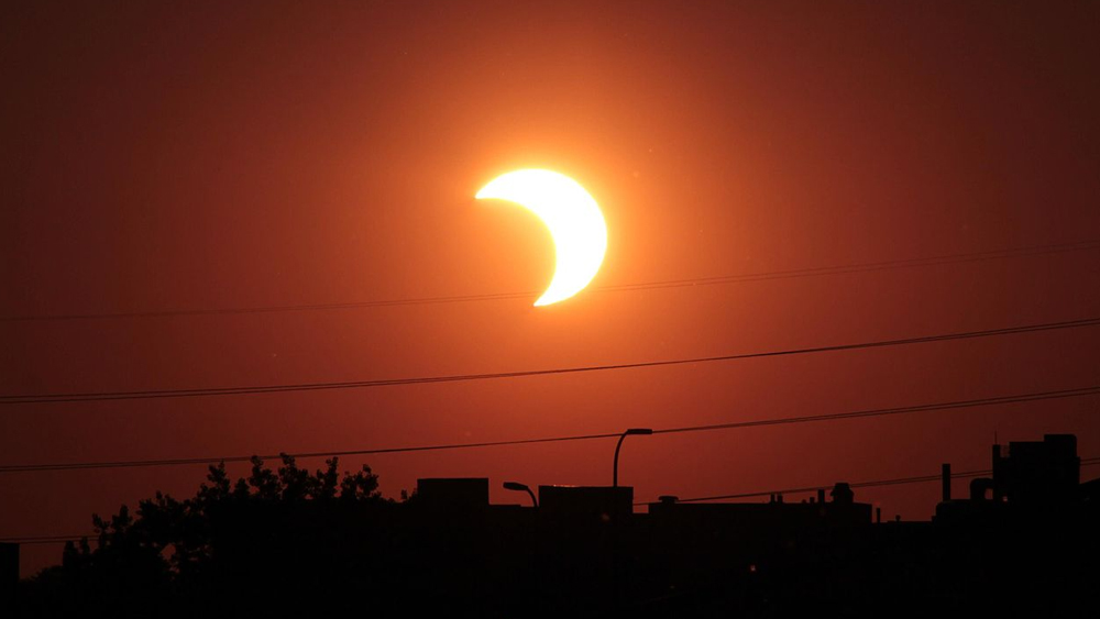 Solar Eclipse Time of partial Solar Eclipse dgtl Anandabazar