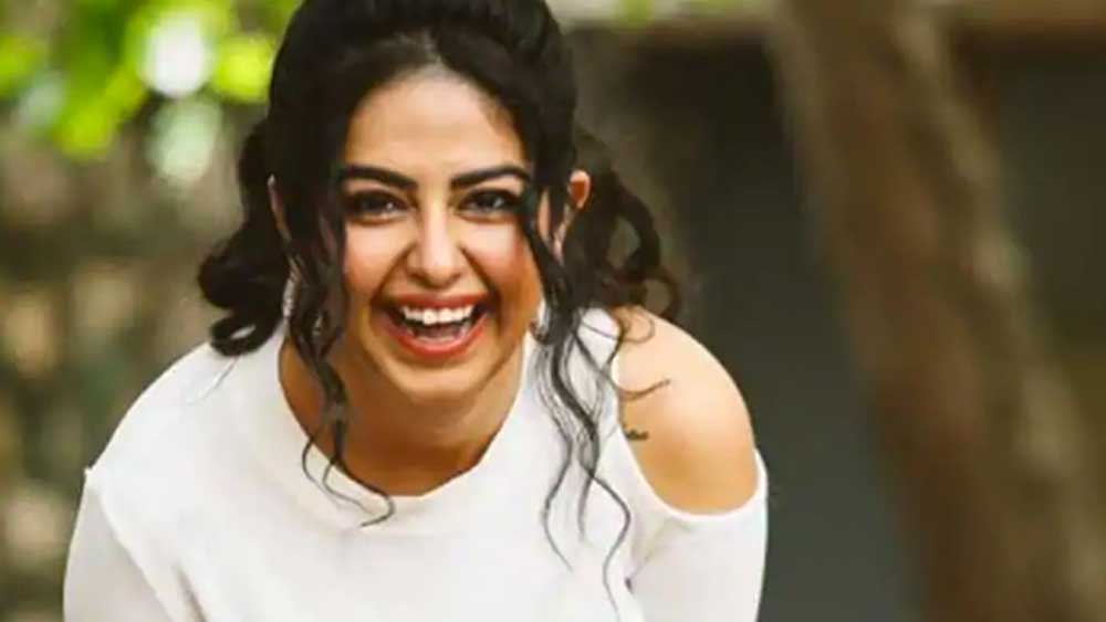 ২০০৮ সালে ‘রাজকুমার আরিয়ান’-এ তিনি রাজকুমারি ভৈরবীর ছোটবেলার ভূমিকায় অভিনয় করেন। পরে ওই চরিত্রে অভিনয় করেছিলেন ইয়ামি গৌতম। ধারাবাহিকটি অবশ্য বেশি দিনের জন্য সম্প্রচারিত হয়নি।