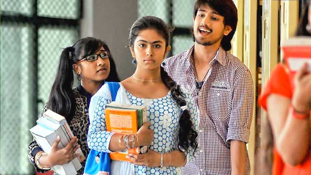 এর পর বেশ কিছু দক্ষিণী ছবিতে অভিনয় করেন অবিকা। তবে বলিউডে কিন্তু নায়িকা হিসেবে নিজের জায়গা করে নিতে পারেননি।