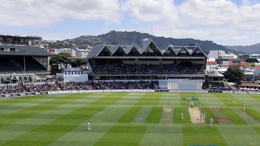 ১৯৭৬ সালের ১৩ ফেব্রুয়ারি ওয়েলিংটনে নিউজিল্যান্ডের বিরুদ্ধে ৮১ রানে দাঁড়ি পড়েছিল ভারতের ইনিংসে।