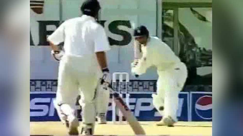 ১৯৯৯ সালের ১০ অক্টোবর মোহালিতে নিউজিল্যান্ডের বিরুদ্ধে ৮৩ রানে শেষ হয় ভারতের ইনিংস।