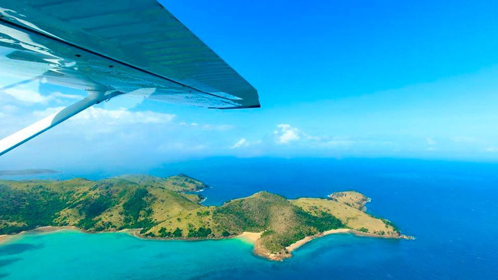 শুধু তাই নয়, চিনা সংস্থাটি কেসউইক দ্বীপের বাস্তু বৈচিত্র্যেও থাবা বসিয়েছে বলে অভিযোগ সামনে এসেছে। জানা গিয়েছে, সমুদ্রসৈকতে নানারকমের পরিকাঠামো বসিয়ে নির্মাণকার্য চালানো হচ্ছে। এর ফলে সেখানকার প্রাকৃতিক ভারসাম্য নষ্ট হচ্ছে।