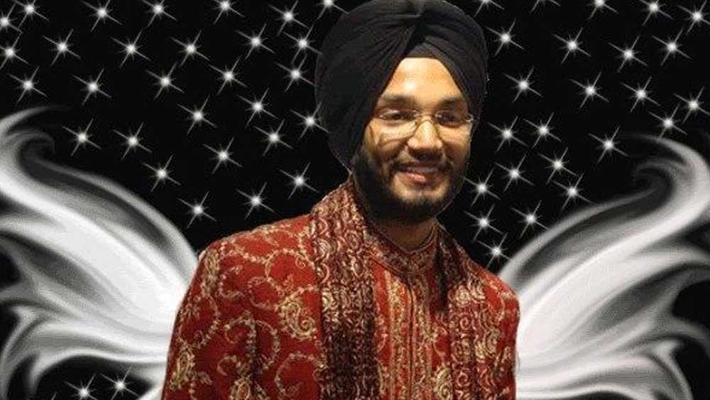 ইসমিত কথা দিয়েছিলেন, ‘ভয়েস অফ ইন্ডিয়া’র ফলাফল যাই হোক না কেন তিনি সর্বপ্রথম একটি ধর্মীয় অ্যালবাম প্রকাশ করবেন।