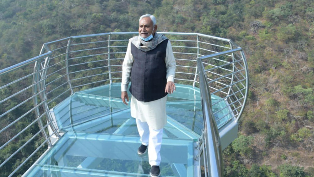 পর্যটনের সঙ্গে প্রকৃতি ও বন্যপ্রাণের সঙ্গে আরও নিবিড় সম্পর্ক স্থাপনই এই প্রকল্পের উদ্দেশ্য। শনিবার, ১৯ ডিসেম্বর নির্মীয়মাণ এই প্রকল্প পর্যবেক্ষণ করলেন বিহারের মুখ্যমন্ত্রী নীতীশ কুমার।