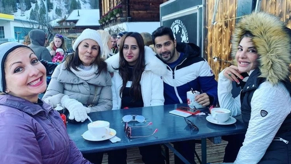 নাতাশার সঙ্গে বরুণের প্রথম দেখা বাস্কেটবল কোর্টে। তখন তাঁরা দু’জনেই ষষ্ঠ শ্রেণির পড়ুয়া।